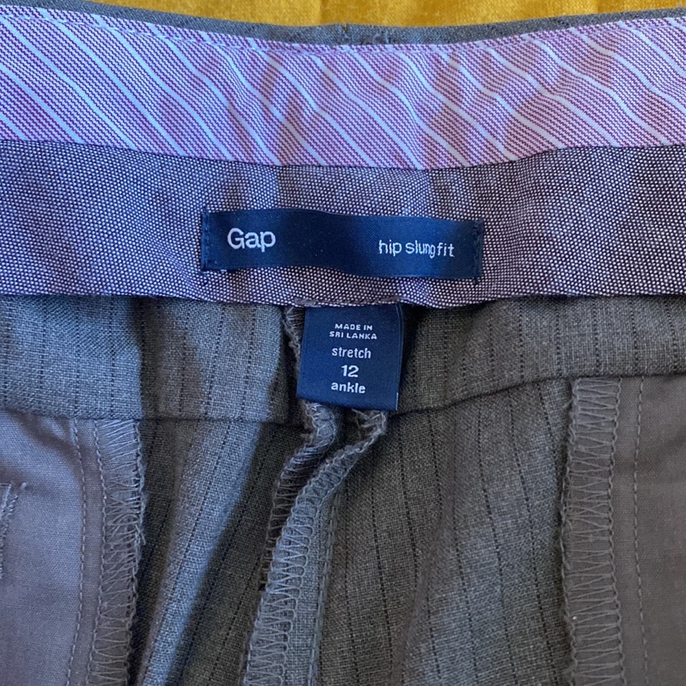 GAP DRESS PANTS - Picture 3 of 4